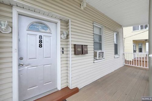 888 28th St, Paterson NJ  07513-1355 exterior