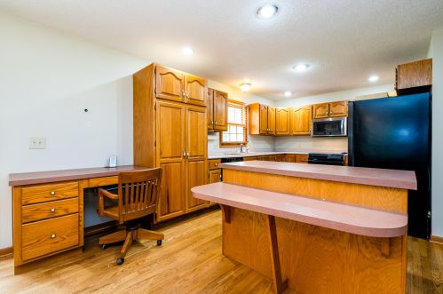 402 Lk St, Berrien Springs MI 49103-1220 exterior