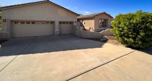 11751 Desert Holly Dr, Tucson AZ  85737-6778 exterior