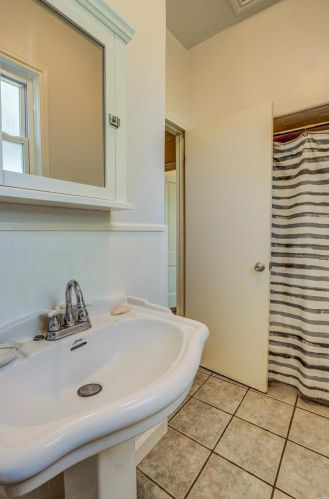 6616 Alabama Ave, Saint Louis MO 63111-2717 exterior