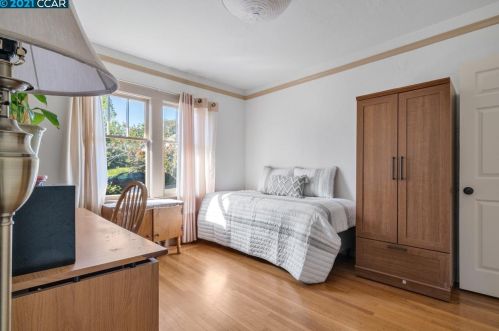 1900 El Dorado Ave, Berkeley CA 94707-2405 exterior