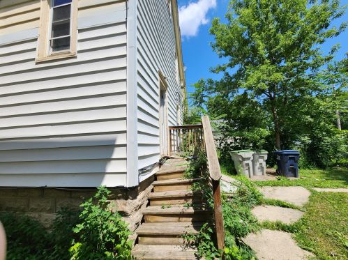 2530 28th St, Milwaukee WI 53215-2930 exterior