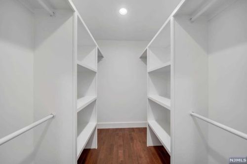 54 Passaic Ave, Hasbrouck Heights NJ 07604-2437 exterior