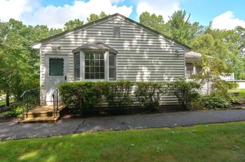 69 Lincoln Rd, Sutton MA 01590-3715 exterior