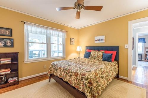 1714 Belle Isle Cir, Atlanta GA 30329-2527 exterior