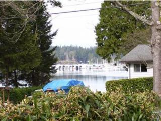 2008 Phinney Bay Dr, Bremerton WA  98312-2768 exterior