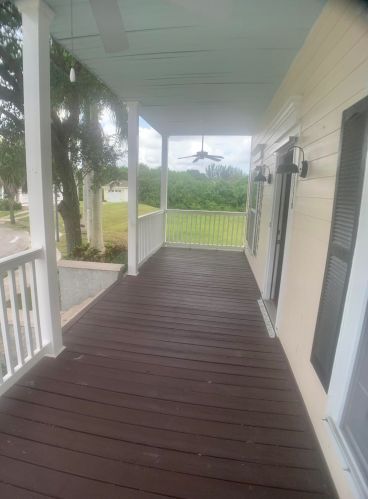 3336 Park Dr, Fort Pierce FL  34982-8424 exterior