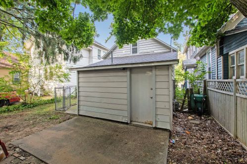 1154 Sanford St, Meskegon MI 49441-2152 exterior