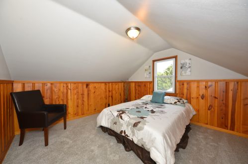 1204 95th St, Milwaukee WI  53214-2726 exterior