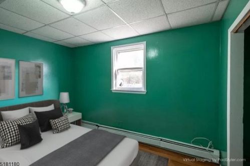 21 Joyce St, Town Center NJ  07052-5222 exterior