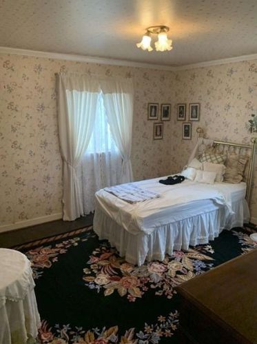 195 Vernon Dr, Pittsburgh PA 15228-1114 exterior