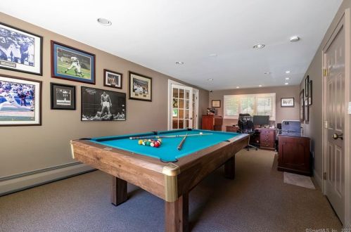 47 Nursery St, Norwalk CT 06850-1707 exterior