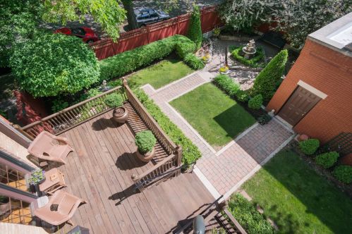 4125 Greenview Ave, Chicago, IL 60613-1916