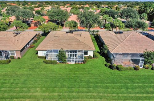 5774 Grand Harbour Cir, Boynton Beach FL 33437-4231 exterior