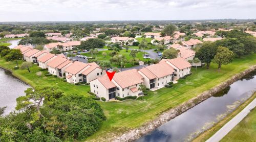 5849 Parkwalk Dr, Boynton Beach FL 33472-2321 exterior