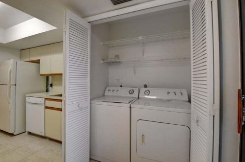 5655 Parkwalk Cir, Boynton Beach FL 33472-2314 exterior