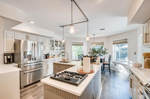 115 High St, Metuchen NJ 08840-2339 exterior