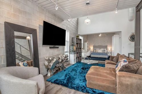 3109 Empedrado St, Tampa FL 33629-7108 exterior