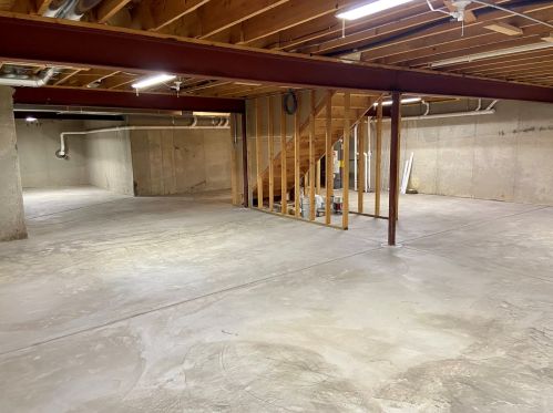 610 Schubert St, Bull Valley, IL 60098-8092