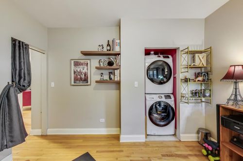 4311 Paulina St, Chicago IL  60613-1227 exterior