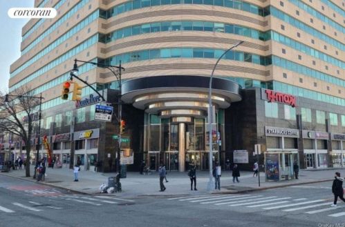 330 198 St, Bronx NY 10458-3156 exterior