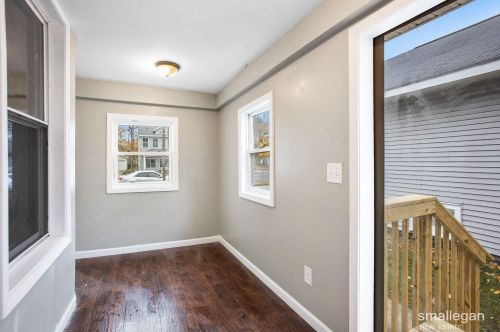 409 Washington Ave, Meskegon MI 49441-2472 exterior