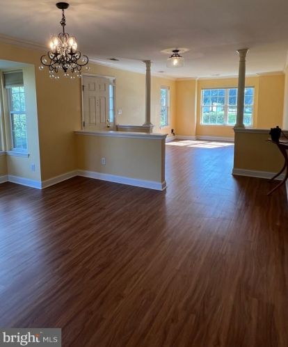 297 Fountayne Ln, Trenton NJ 08648-2672 exterior