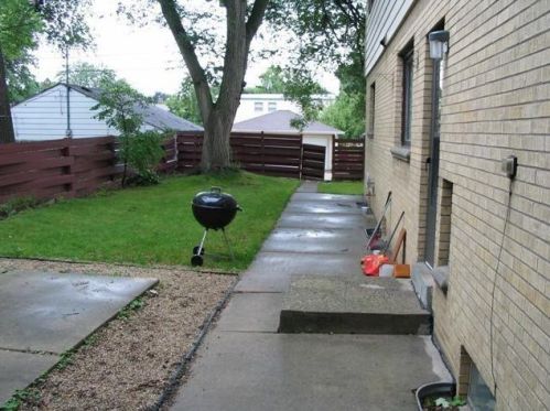 9401 Capitol Dr, Milwaukee WI  53222-1536 exterior