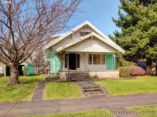 9307 Bristol Ave, Portland, OR 97203-2141