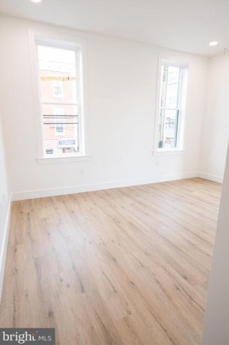 1500 Dickinson St, Philadelphia PA 19146-4757 exterior