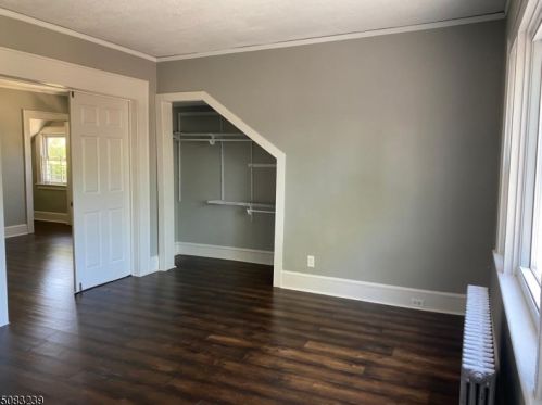 443 Irvine Turner Blvd, Newark NJ 07108-2465 exterior