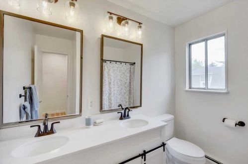 2740 South Rd, Poughkeepsie NY  12601-5241 exterior