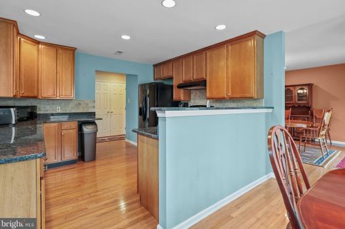 2819 Lee Dr, Jamison PA 18929-1047 exterior