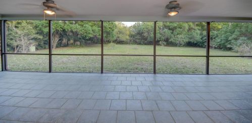 5406 Palmetto Dr, Fort Pierce FL 34982-7481 exterior