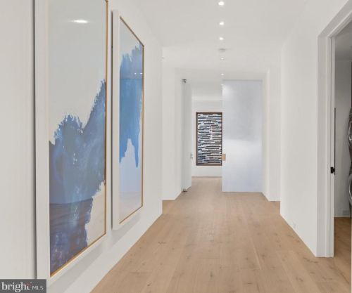 3131 Chain Brg Rd, Washington DC 20016-3301 exterior