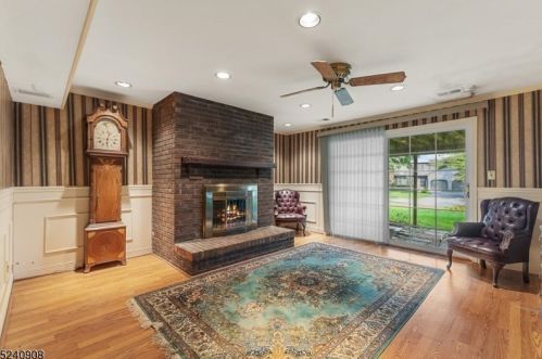 62 Goldfinch Dr, Hackettstown NJ 07840-3008 exterior