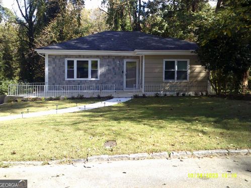 1595 Kenmore St, Atlanta, GA 30311-2721