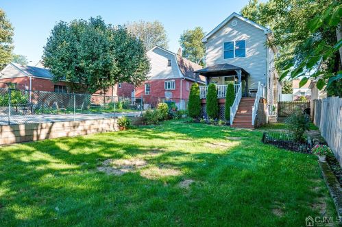 65 Evergreen Ave, Edison NJ exterior