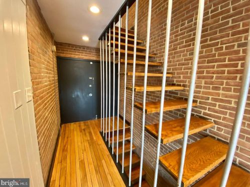 3526 K St, Washington DC  20007-3503 exterior