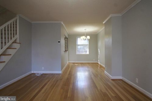 2886 Abingdon St, Arlington VA  22206-1317 exterior