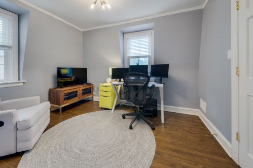 6553 Tahoma Ave, Chicago IL 60646-1134 exterior