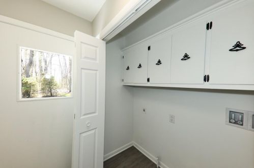 4445 Upham Ave, Milwaukee WI  53220-5122 exterior