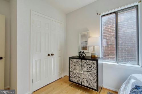 3246 Grace St, Washington DC 20007-3631 exterior