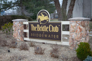 2509 Vroom Dr, Bridgewater NJ  08807-7016 exterior