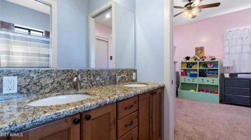 37243 19 Ave, Phoenix AZ 85086-9154 exterior