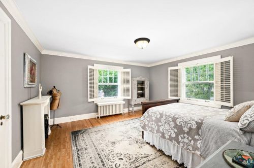 420 Hawthorne Rd, Duluth MN 55812-1936 exterior