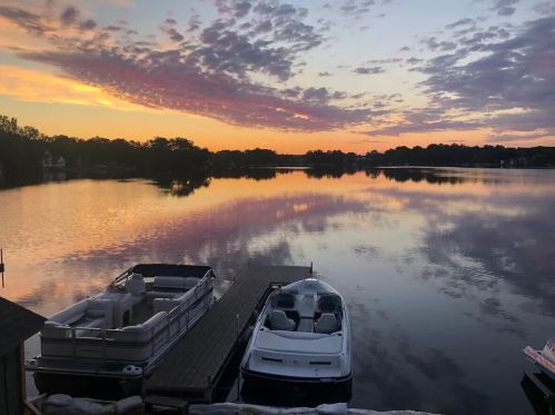 10985 Long Point Dr, Plainwell MI  49080-9262 exterior