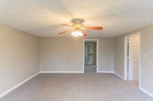 645 Lk Dr, Lithonia GA 30039-6634 exterior