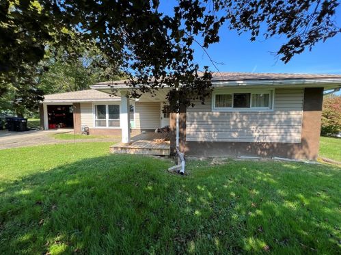 137 Franklin Ave, Monaca, PA 15061-2465