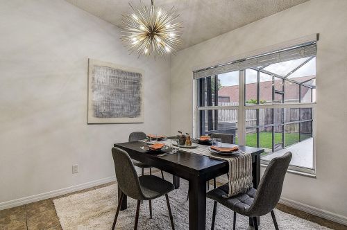 9759 Fox Hollow Rd, Tampa FL  33647-1831 exterior